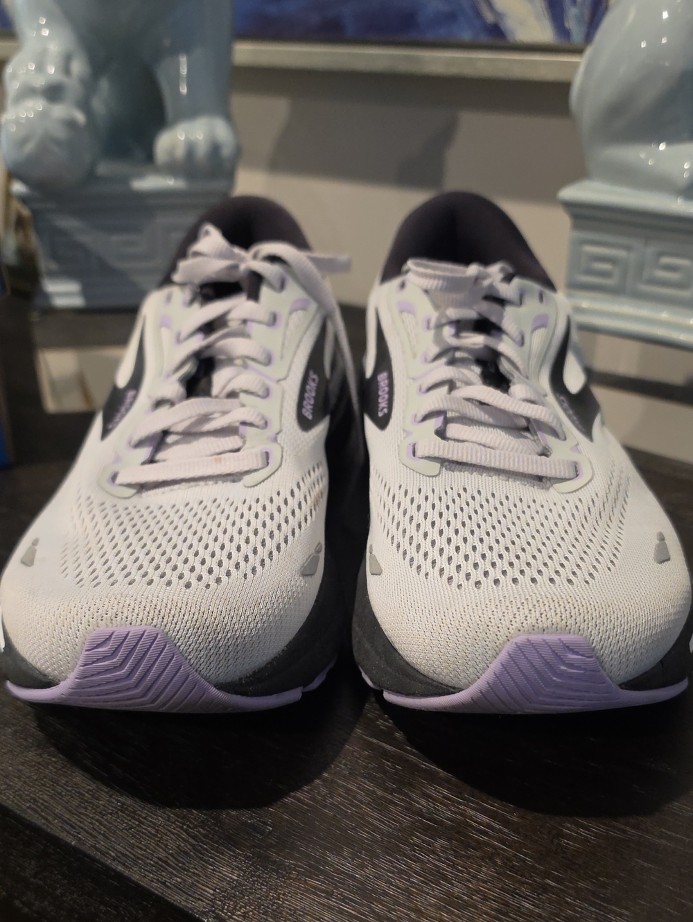 Brooks Women’s Adrenaline GTS 23 Sneakers Gray/Black/Purple Size 11 - Picture 3 of 9